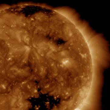 Solen observeret i det ultraviolette spektrum ved 193 Å (FOTO: NASA SDO/AIA)